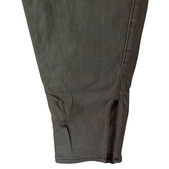 American Eagle Outfitters Hi-Rise Moto Jegging in Military Green - Picture 4 of 7